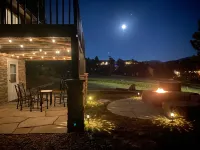 Great Location, Spectacular Mountain Views and gas firepit3306 Hotels near Gem Lake Trail