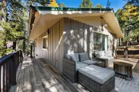 Cozy Winter Cabin! On 1 Acre w Wood Burning Fireplace and Dark Skies!