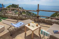 Villa Salice with private hot tub and solarium