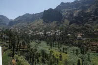 Quiet, bright apartment with stunning views in a small village, with WiFi - Apartments