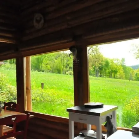 Meet with unusual… you will experience a change of scene! Private spa jacuzzi.