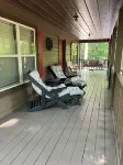 Cozy Cabin on Wooded Acre, Fire Pit, Games, Fully Equipped. Ucstr License#020096