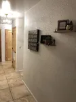 No chores! / 6 guests /⬆️stairs /🦮🐈/WI-FI/alt pay for long stays