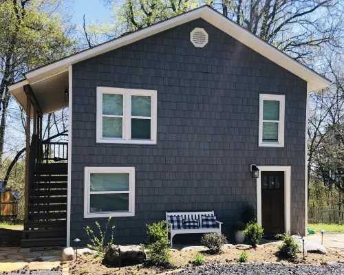 Modern Apartment on The Talimena Scenic Byway-walk to downtown Hotels in Mena
