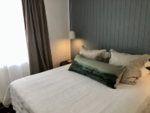 Centrally located "Bargara Beach Cottage" Hotel a Bargara
