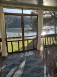 Clementine Cottage- Quiet Charming Cottage on Lincoln Lake