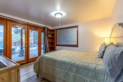 Lakeside Beauty Resort - Fishing, Pool/Spa, 6bdrm, near Yosemite