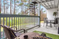 Spacious 2 bedroom condo