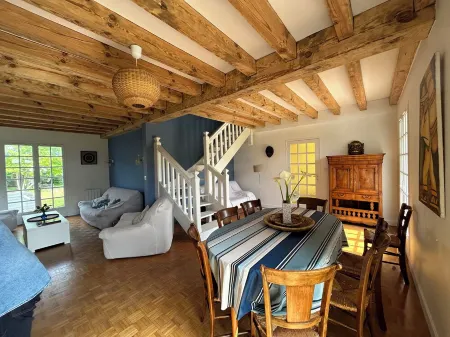 Belle Landaise between sea and lake Отели в г. Мимизан