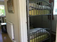 Gower coast bungalow Hotels in Mumbles