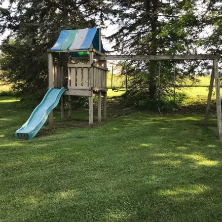 The Yoder’s on Somerset: Sleeps 1-6.