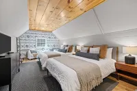 Mountain Retreat Mins to downtown|Hot Tub|Fire-pit Hotels near Craggy Dome Overlook