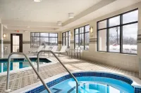 Hampton Inn Boston/Braintree Отели в г. Брейнтри