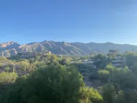 Stunning Catalina Mountain Views.