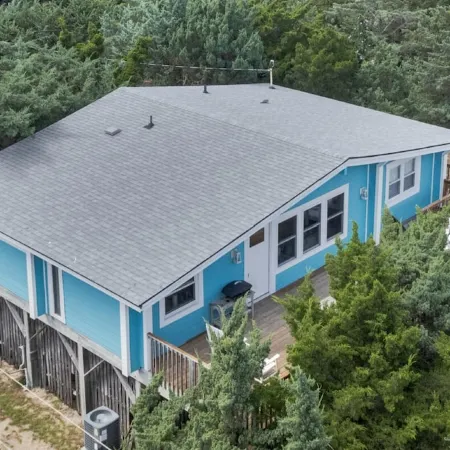 Finlandia: 3BR Avon cottage. Dog-friendly - steps from pristine beach!