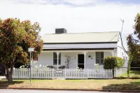 Beautiful Four Bedroom Home in the Heart of Coolamon