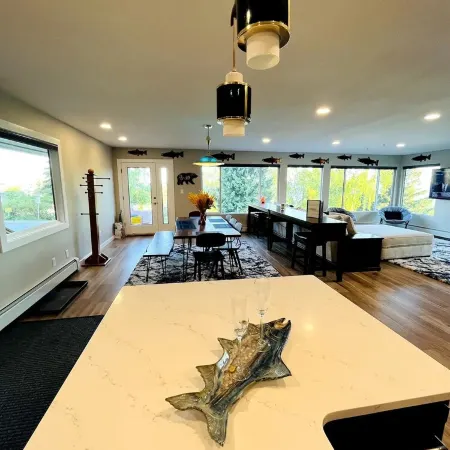 Unobstructed WATERFRONT views, downtown, trails!