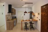 Casa Mixa con Decoración Exclusiva, Estilo Industrial