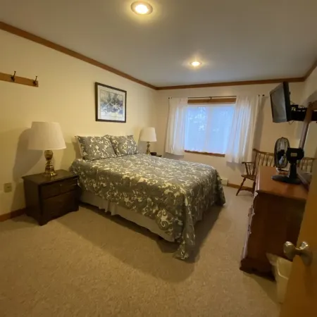182 Shamrock Circle, Snowshoe, WV 26209  4 bedroom + loft on the top of the mtn