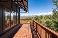 Amazing Mountain Views, Modern Retreat by Winter Park, Granby, Rocky Mountain NP