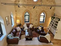 Romantic 1bed/1bath self-cont. apart. for 2 Adelaide Hills, wineries & Hahndorf.