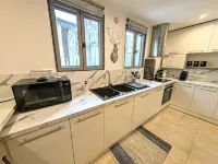 Duplex 90m² Avec Balnéo au Centre-ville de Troyes, 10 Minutes à Pied de la Gare
