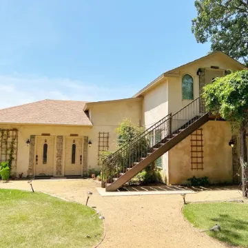 Fortunata Winery Villa #5, Elegant Stay for 4
