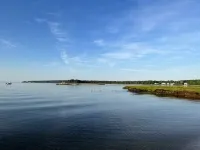 Walk to the Beach! Two bedroom cottage in Swifts Beach community.