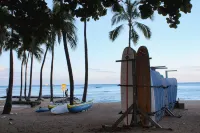 Studio just a one block from a beach Sleeps 1-3