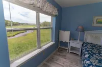 Bethany Bay Family & Friends Condo, Quiet setting, Wetland/Golf course/Bay Views