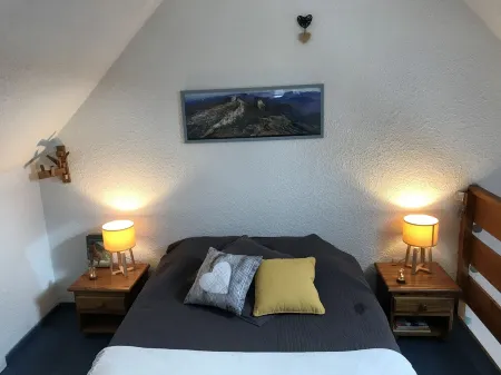 Mezzanine studio apartment in the village of Villard de Lans, ideal for families Отели в г. Виллар-де-Ланс