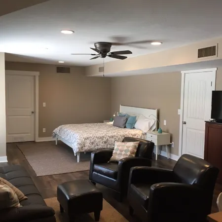 Fresh bed and fresh bread in beautiful studio!