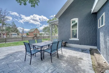 Charming home in Downtown Salida on D st!  Newly remodeled!