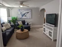 7th & Central-Cozy 2bed/1bath 1st floor condo