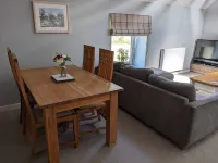 Stylish traditional cottage in the heart of Whisky country