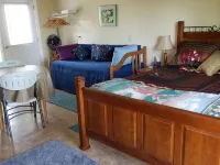 Private Country Cottage in the Black Hills Hotels in Mount Rushmore UT