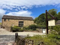 The Oaks - Award Winning Barn Conversion In Hope Village Near To Castleton Hotels in Hope