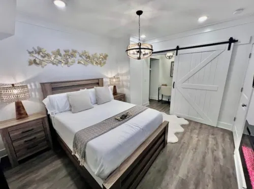 Glamorous Hideaway