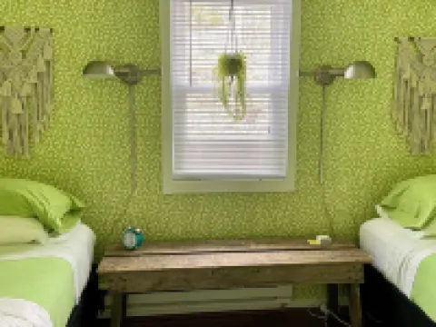 Retro, Cozy Cottage - Peninsula St. Park, Family/Pet Friendly - OPEN year around