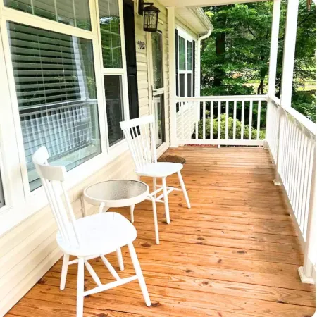 Beautiful, Cozy home in Concord providing a spacious & tranquil retreat