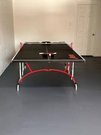 Luxury Waterfront Retreat near New Paltz & the Gunks: Hike, Bike, or Relax!