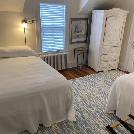 Cypress Cottage - Old Town Charm - 6 BR - 5.5 Baths - Sleeps 10+ Hotels in Pinehurst