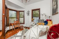 Lovingly Restored Cottage in Downtown Prescott Walk to the Courthouse Square