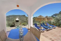 Villa Roble, 8 Pers, Heated Pool, Wifi, BBQ, Petfriendly, magnific view