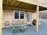 Gorgeous 2 bedroom apartment in new house with waterfront views in Duck Cove