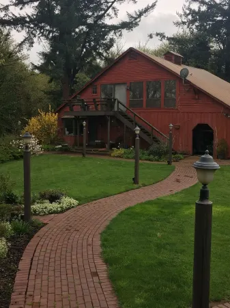 BunkHouse Retreat at Minto-Brown Island Salem Oregon