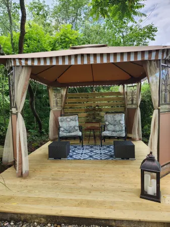 Cozy Country Cottage located in Greenwich, NY