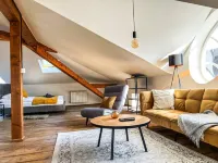 Loft apartement in the heart of Prien am Chiemsee * SmartTV * Washer-dryer*100m² Hotels in Prien am Chiemsee