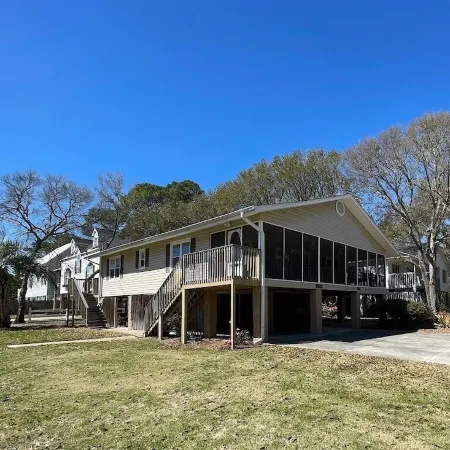 1 Block from Beach! 4Bed 2Bath Beachhouse. Already Booking for Spring Summer ‘26