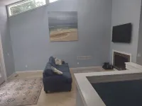 Stunning lake view oasis! A spacious place to make new memoriesHotTubHeaven